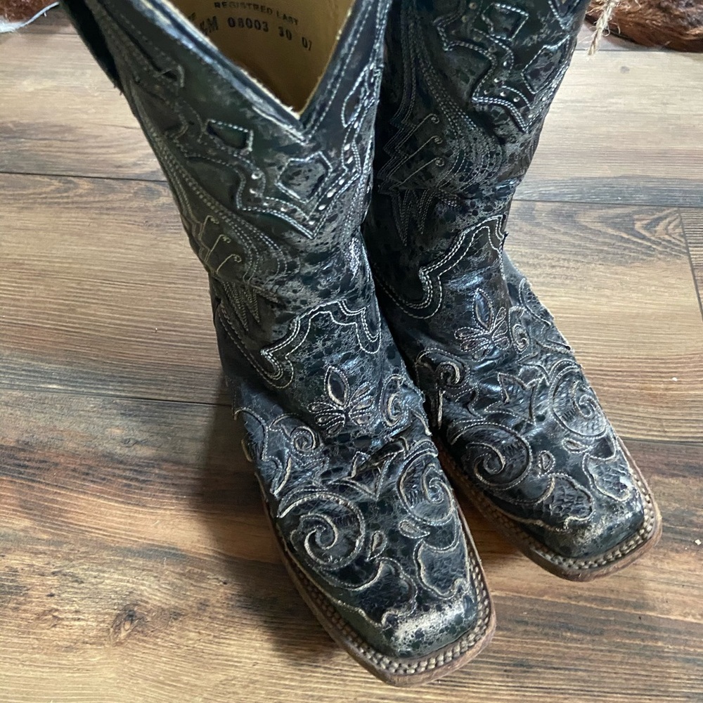 Corral Python Inlay boots 7.5B - Picture 4 of 8